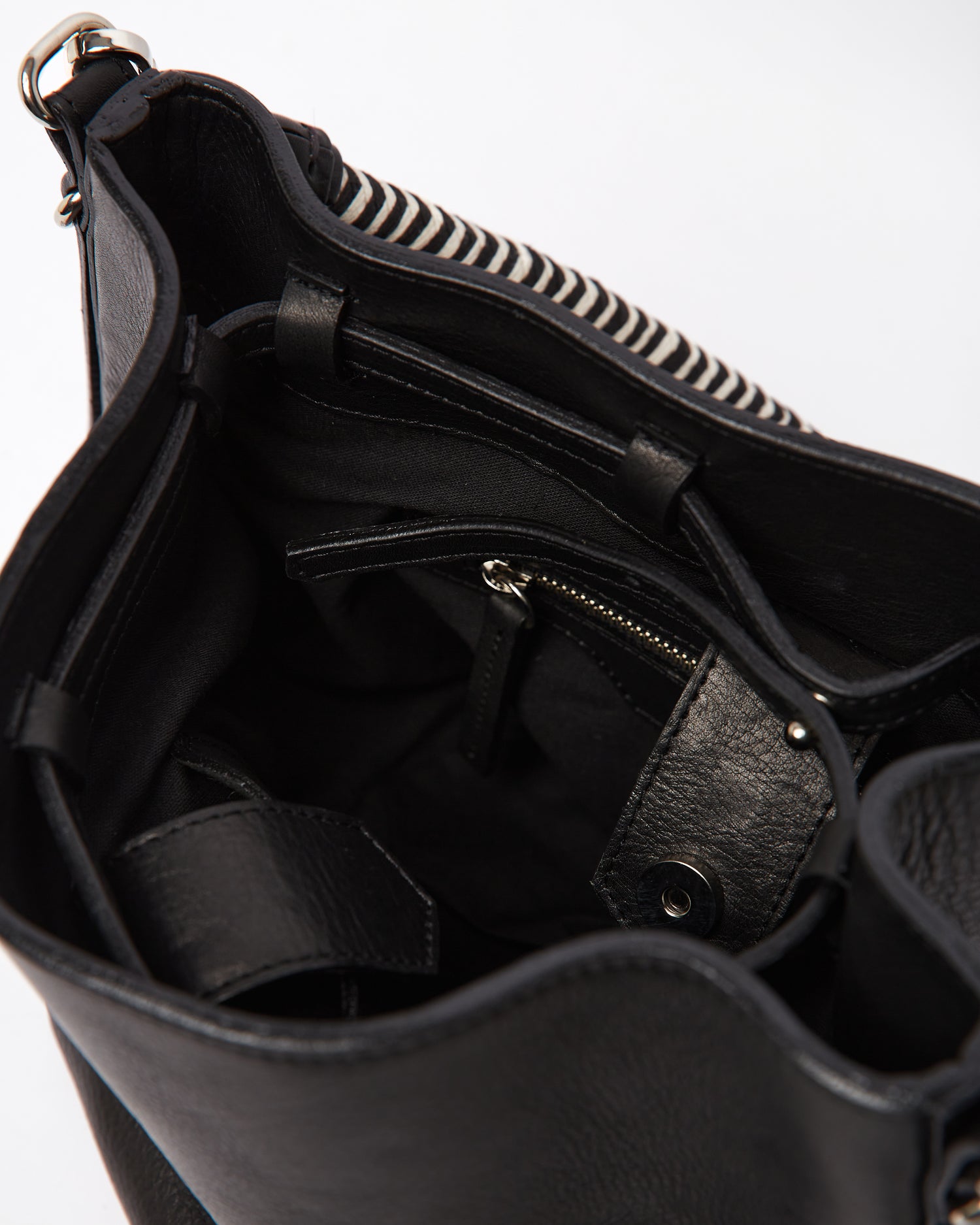 Bucket Classic - Black Bataraza