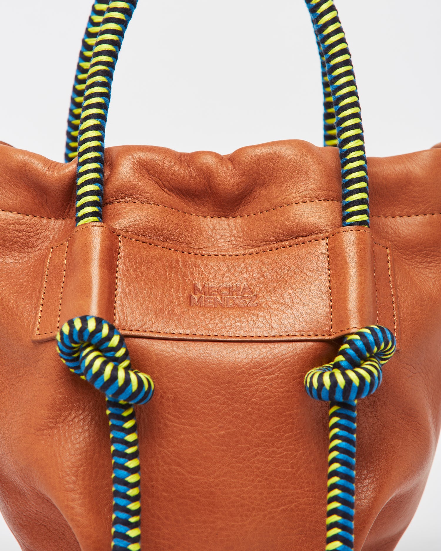 Irupe Medium - Tan Pacifico