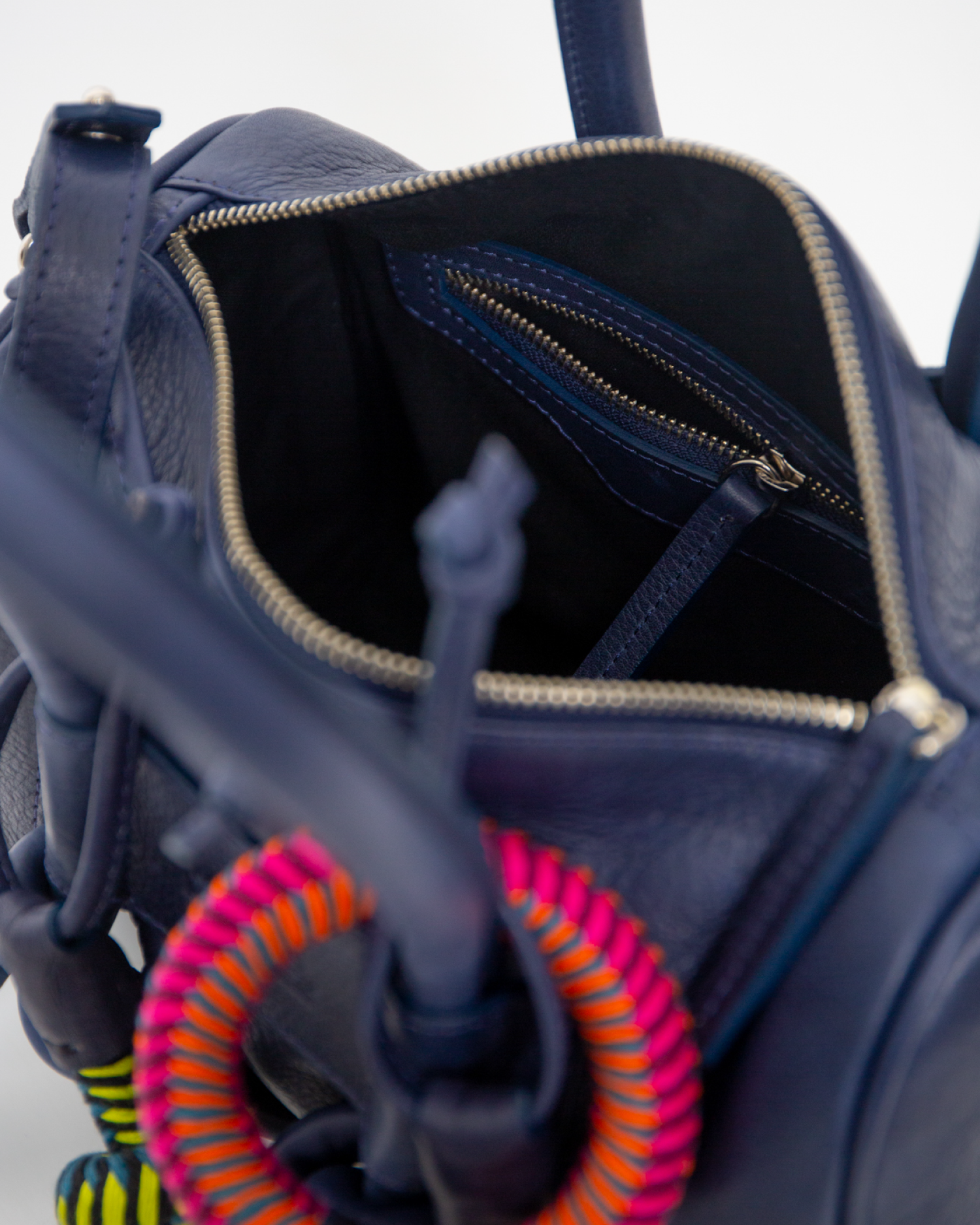 Jegua Trunk Leather Bag - Blue