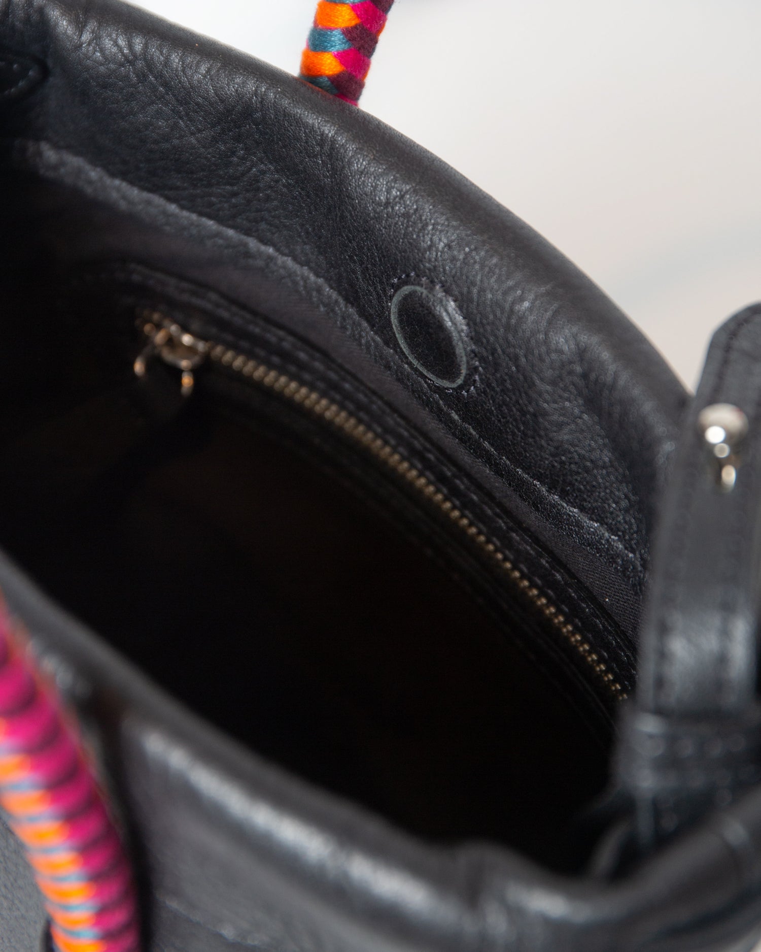 Irupe Mini - Black Hypnotic