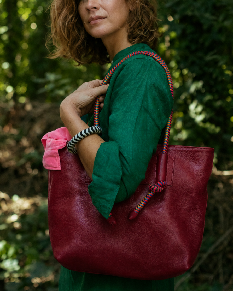 Mecha Tote - Burgundy Hypnotic
