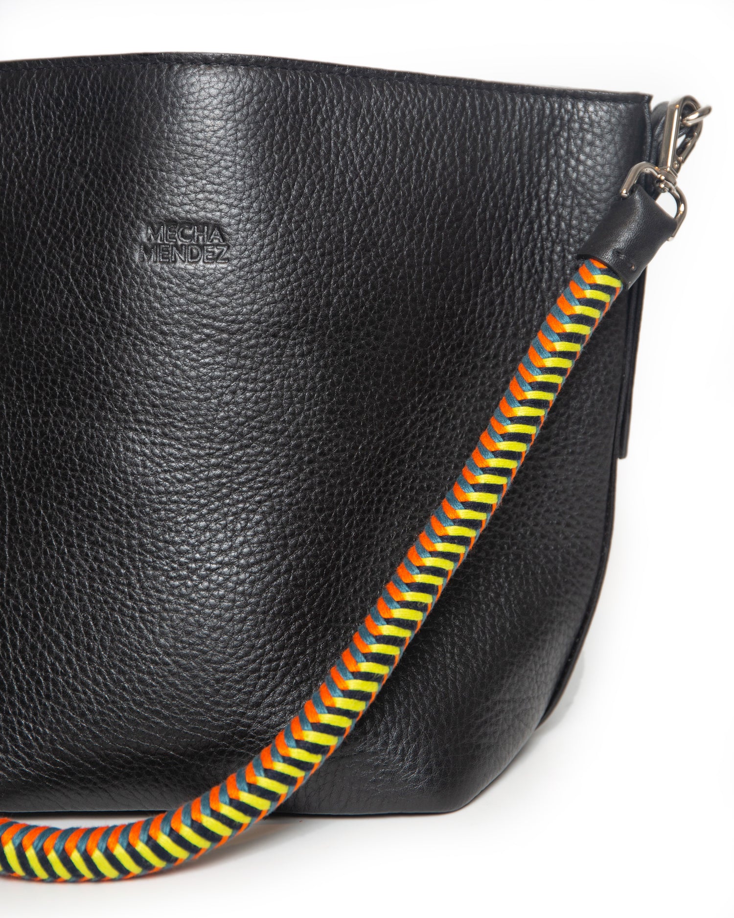 Bucket Classic - Black Amazonica