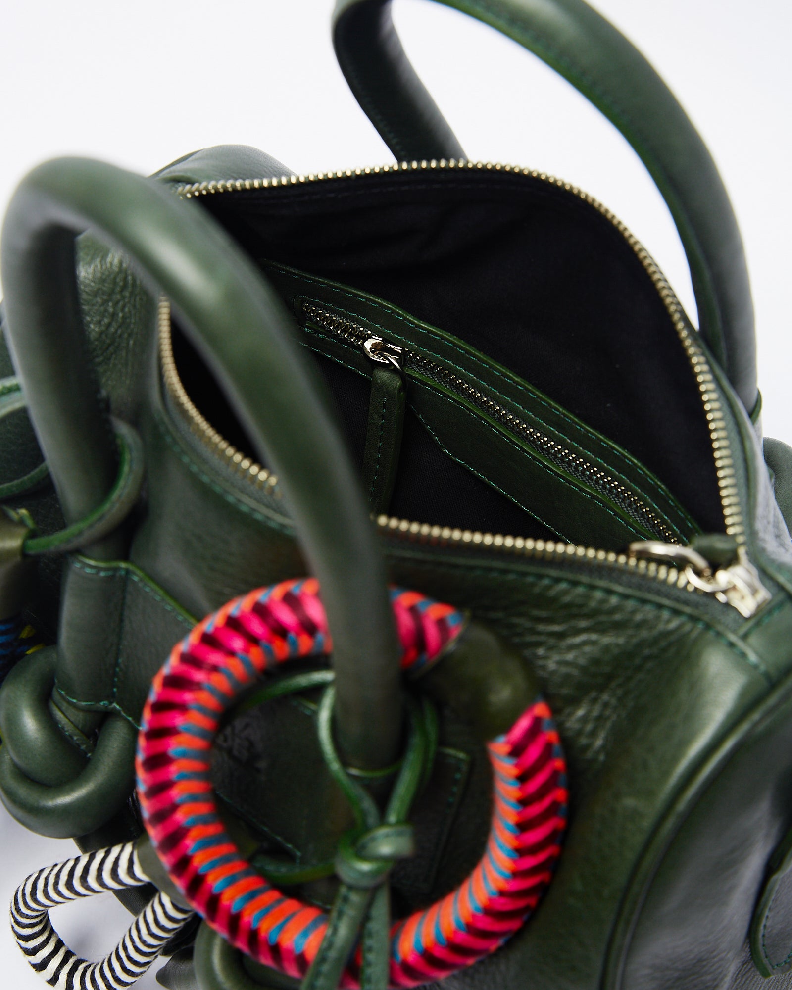 Jegua Trunk Leather Bag - Forest – MECHA MENDEZ