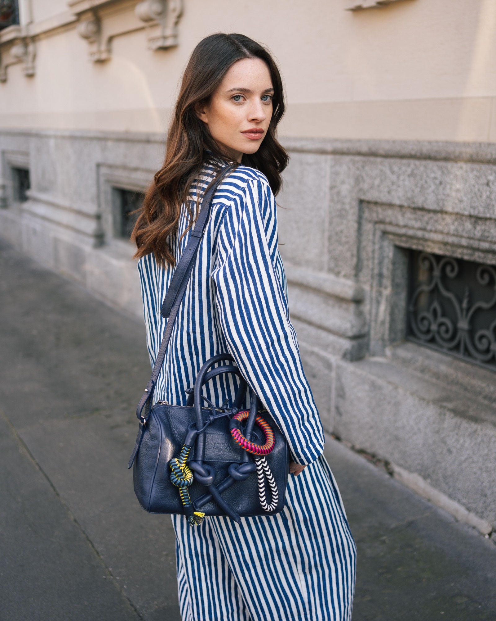Jegua Baul Leather Bag - Blue – MECHA MENDEZ
