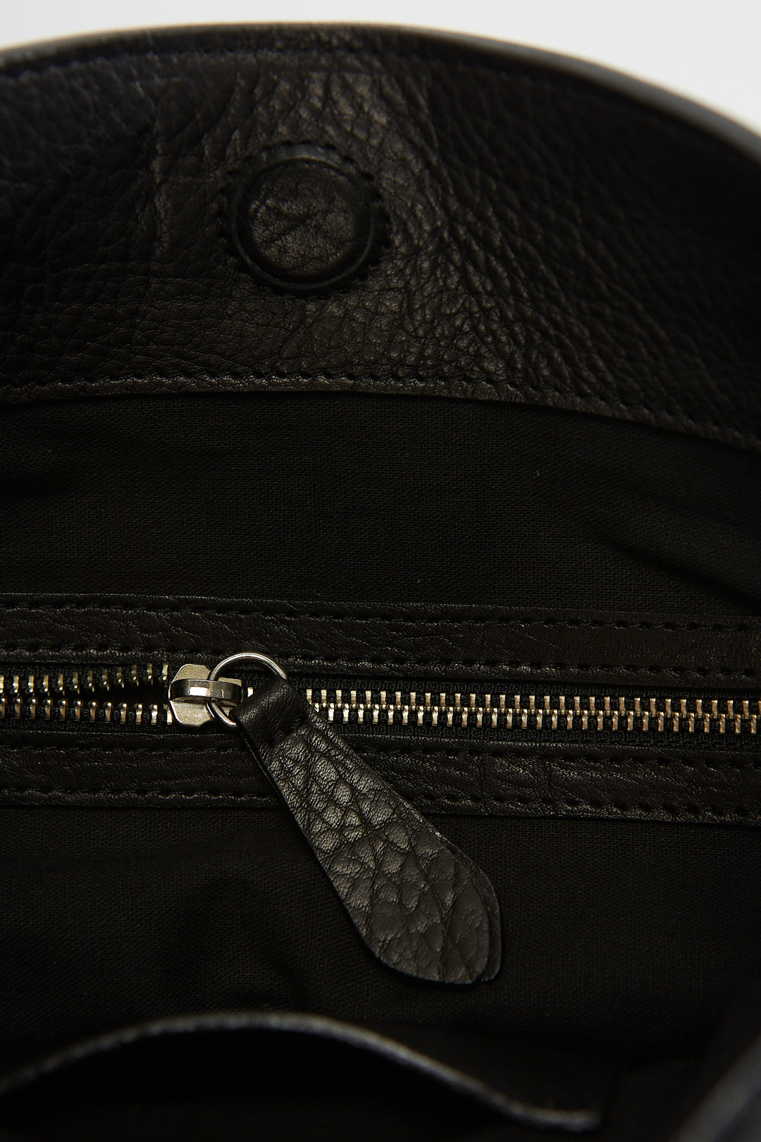 Gaucha Leather Bucket Bag - Black Hypnotic