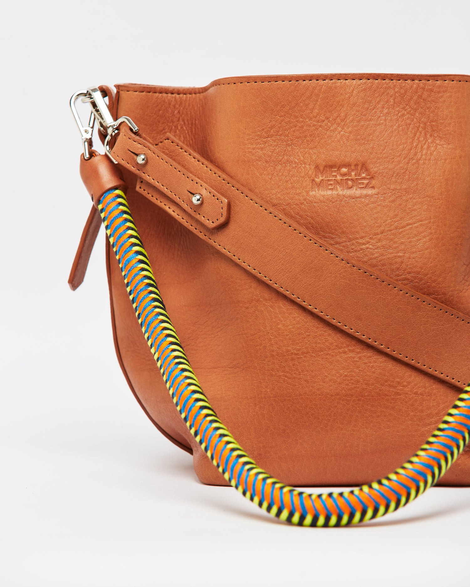 Bucket Classic - Tan Amazonica