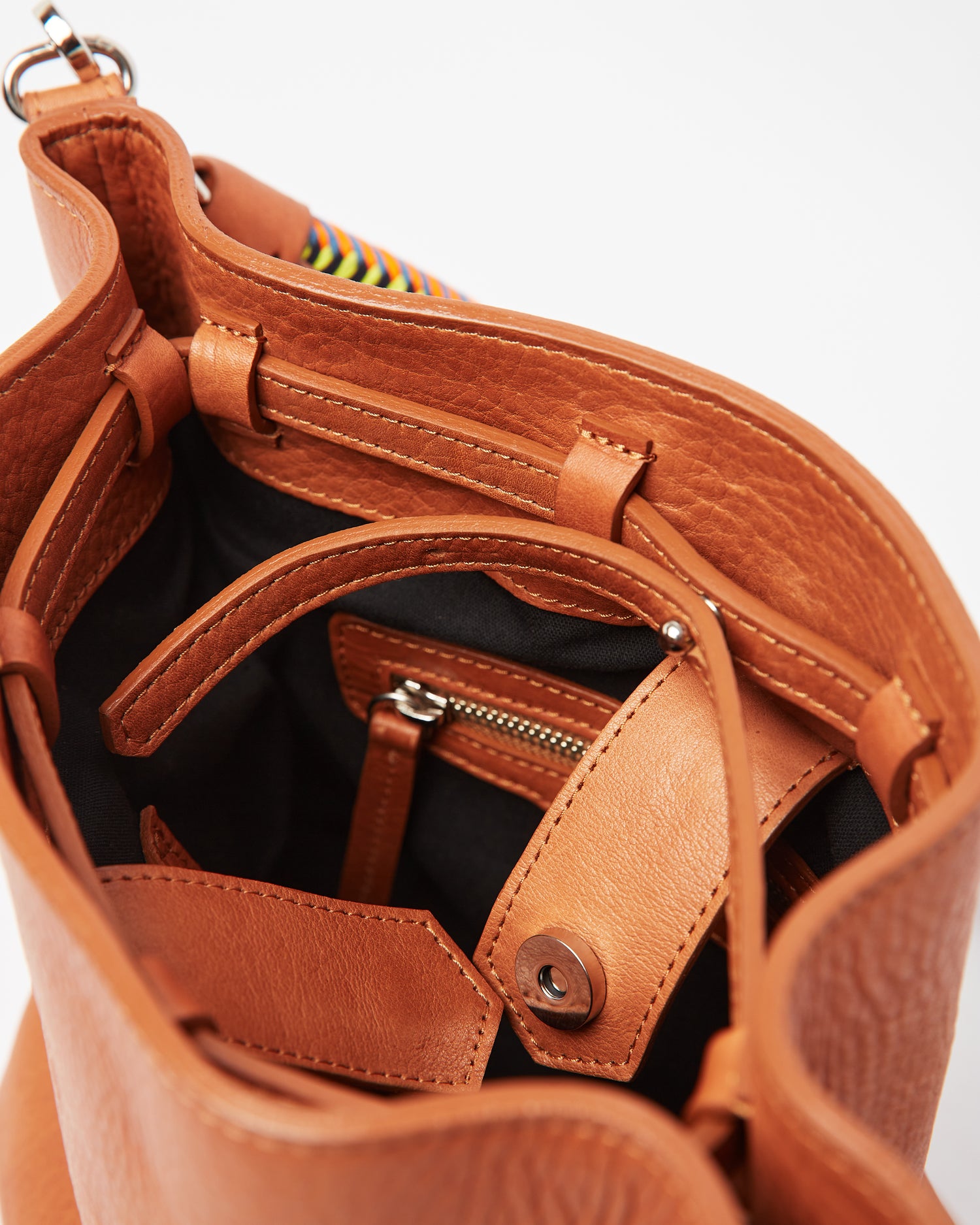 Bucket Classic - Tan Amazonica