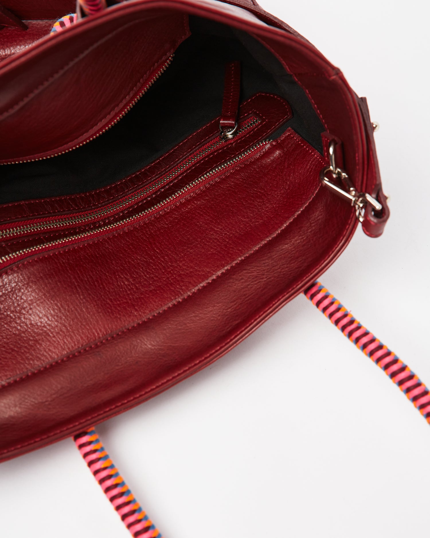 Mecha Leather Tote Bag - Burgundy Hypnotic