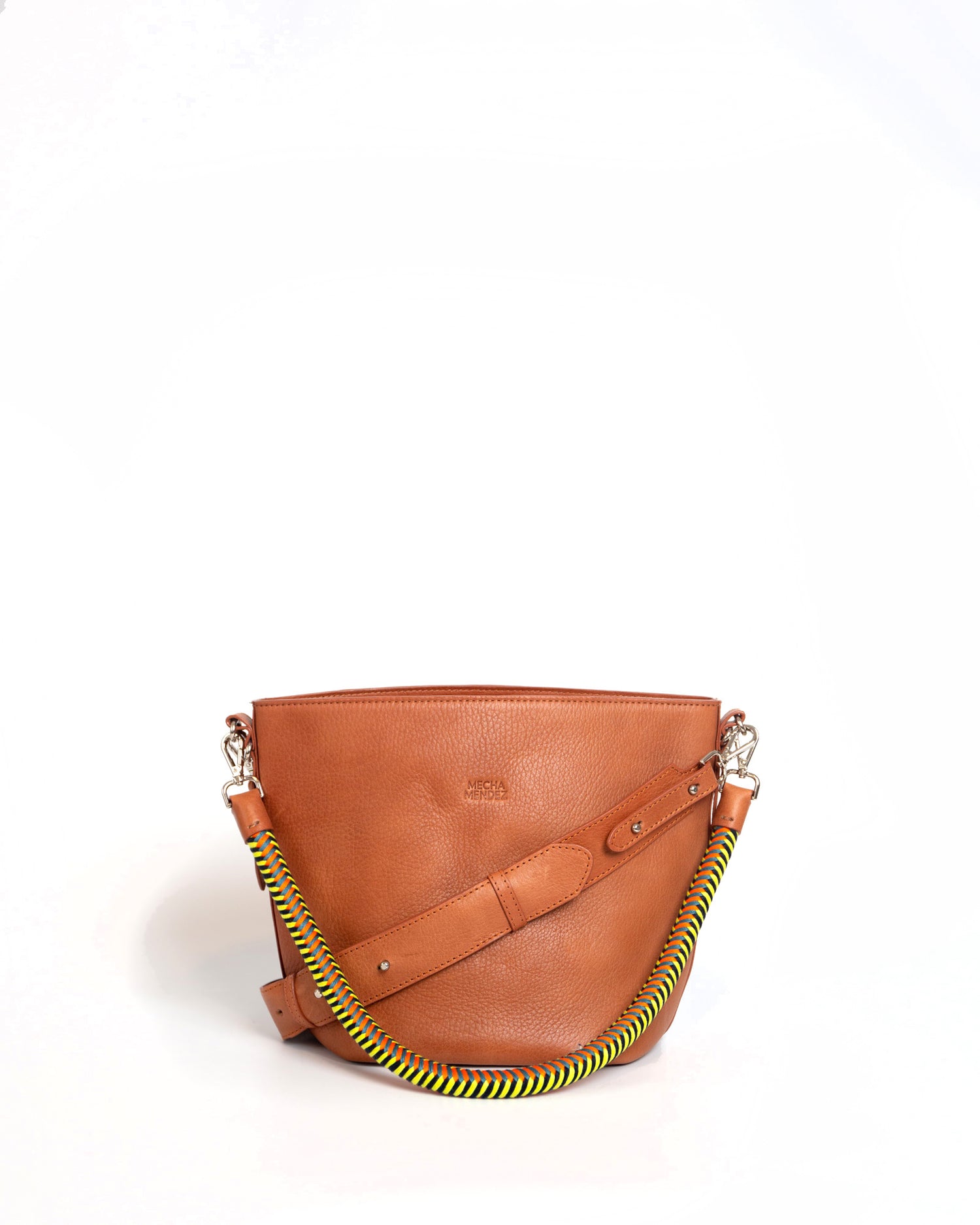 Bucket Medium - Tan Amazonica