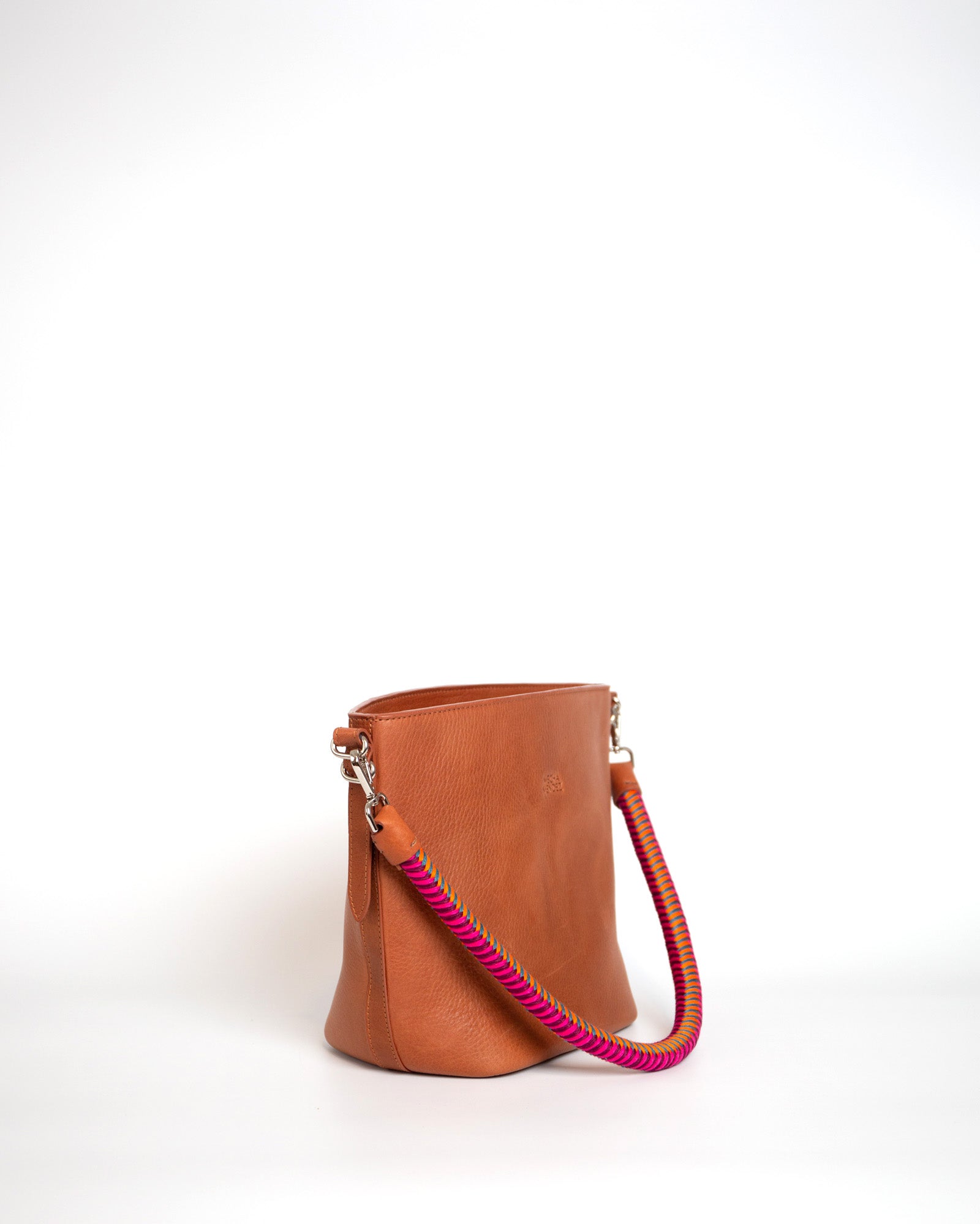 Bucket Classic - Tan Hypnotic – MECHA MENDEZ