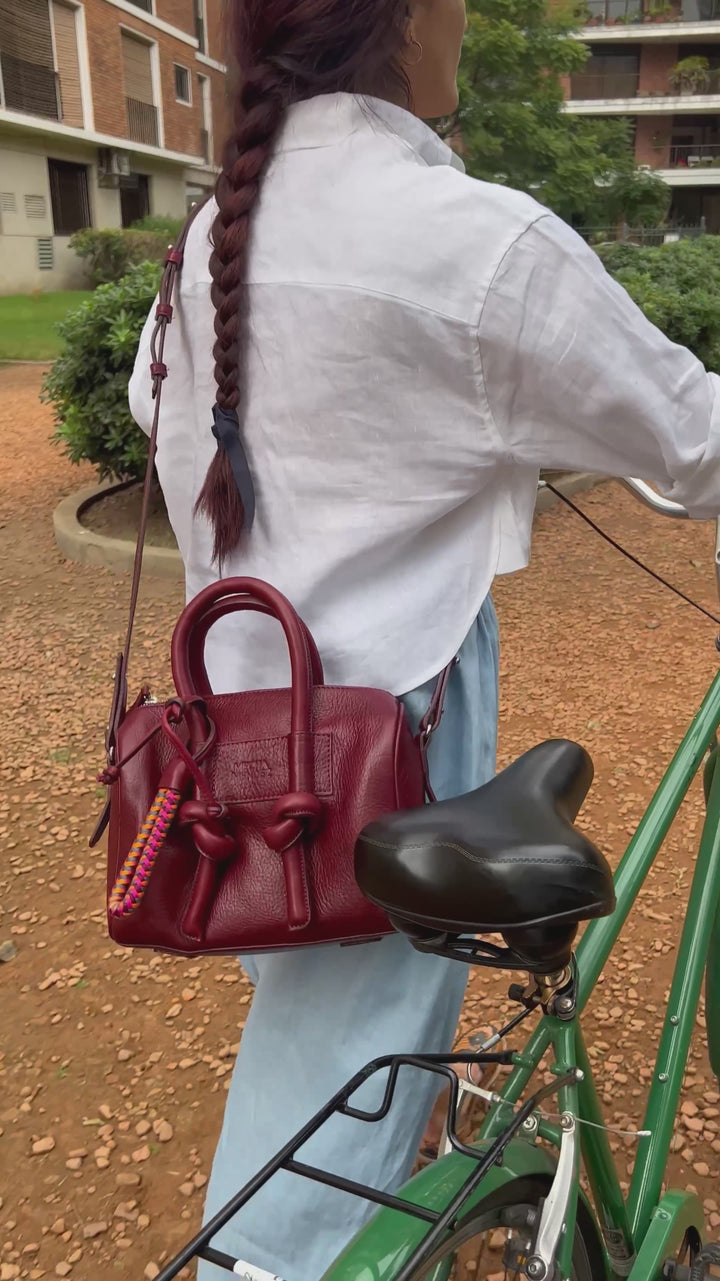 Poty Baul Leather Bag - Burgundy
