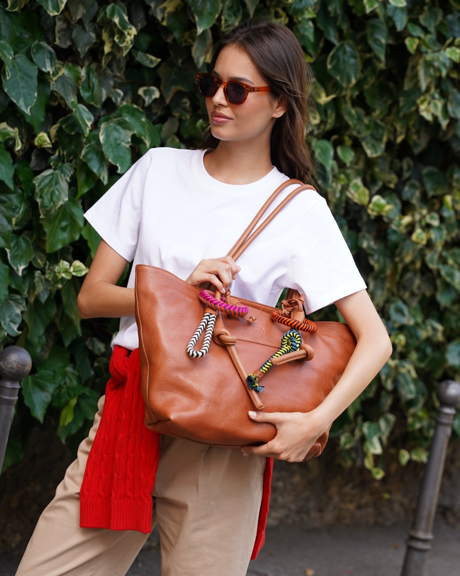 Basket Charms Tote - Tan
